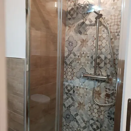 Cloister Dream House Daire